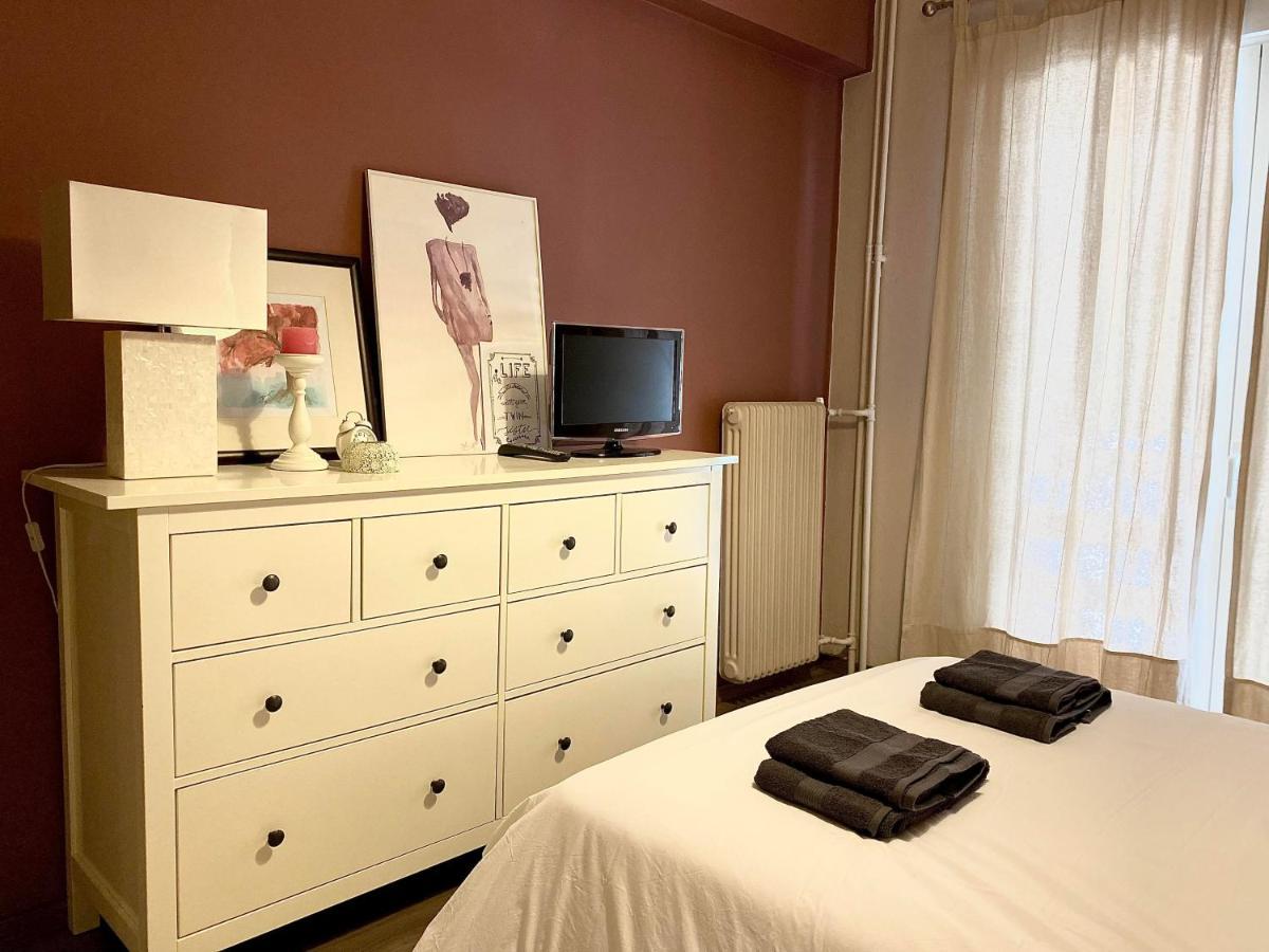 Ultimate Downtown Athens Escape Apartment ภายนอก รูปภาพ